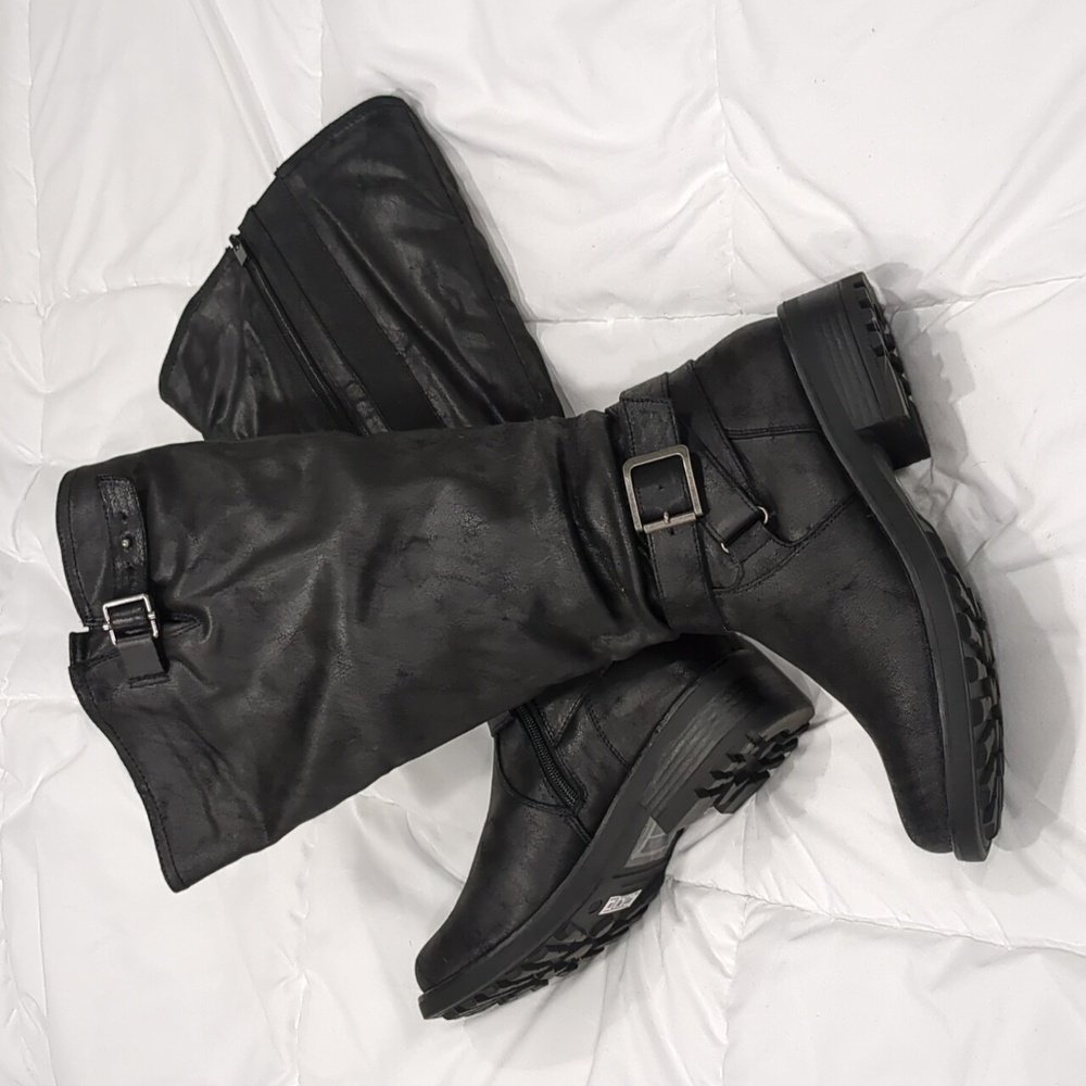 Torrid boots